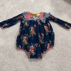 Pink Chicken Floral Bubble